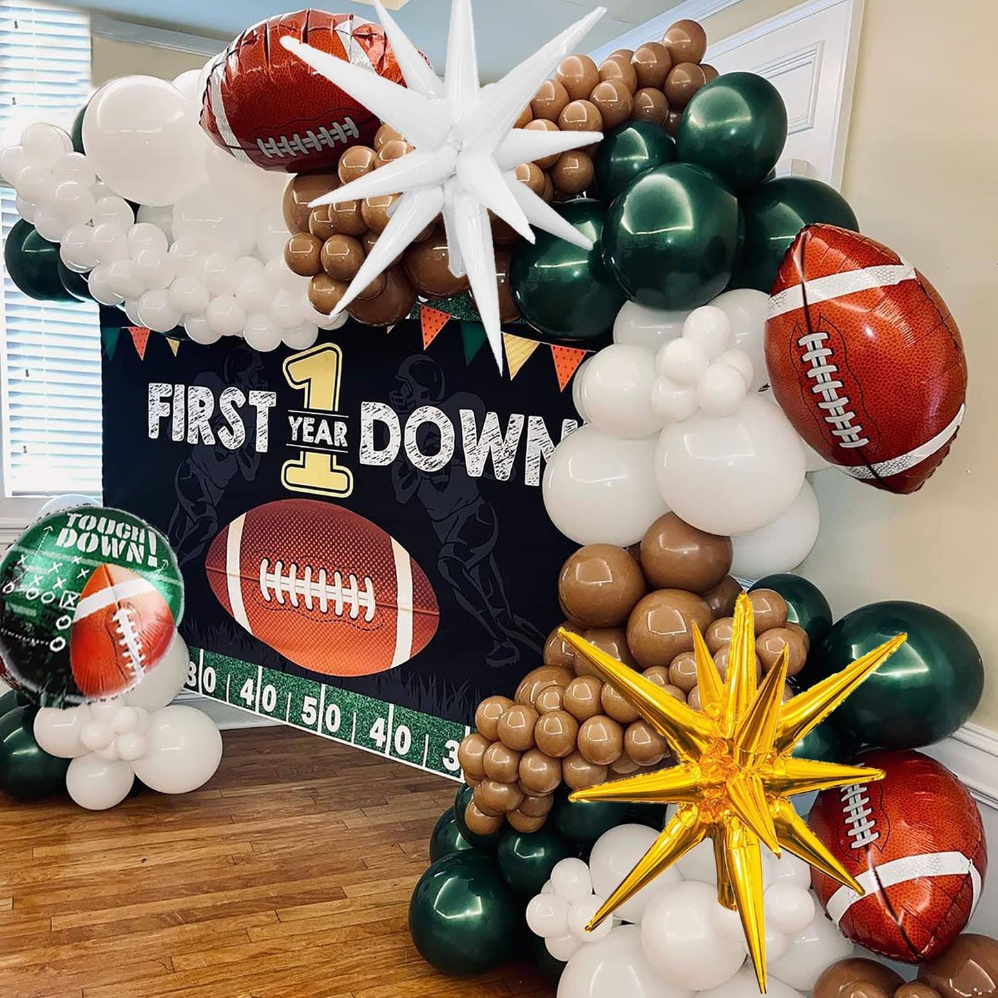 Football First Touch Down Balloon Garland Arch Kit 118Pcs Green Brown White Balloons with Starburst Balloons